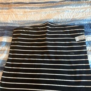 Black and White Strapless Shirt